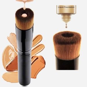Flat Concave Halo Foundation Brush